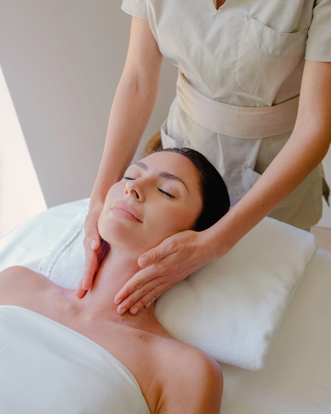 Radiofrecuencia Facial: reafirma tu piel y redefine el óvalo